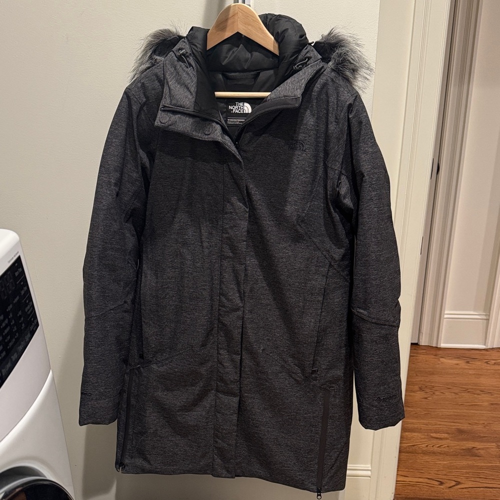 The North Face Women's Arctic Parka - Grey - size large
